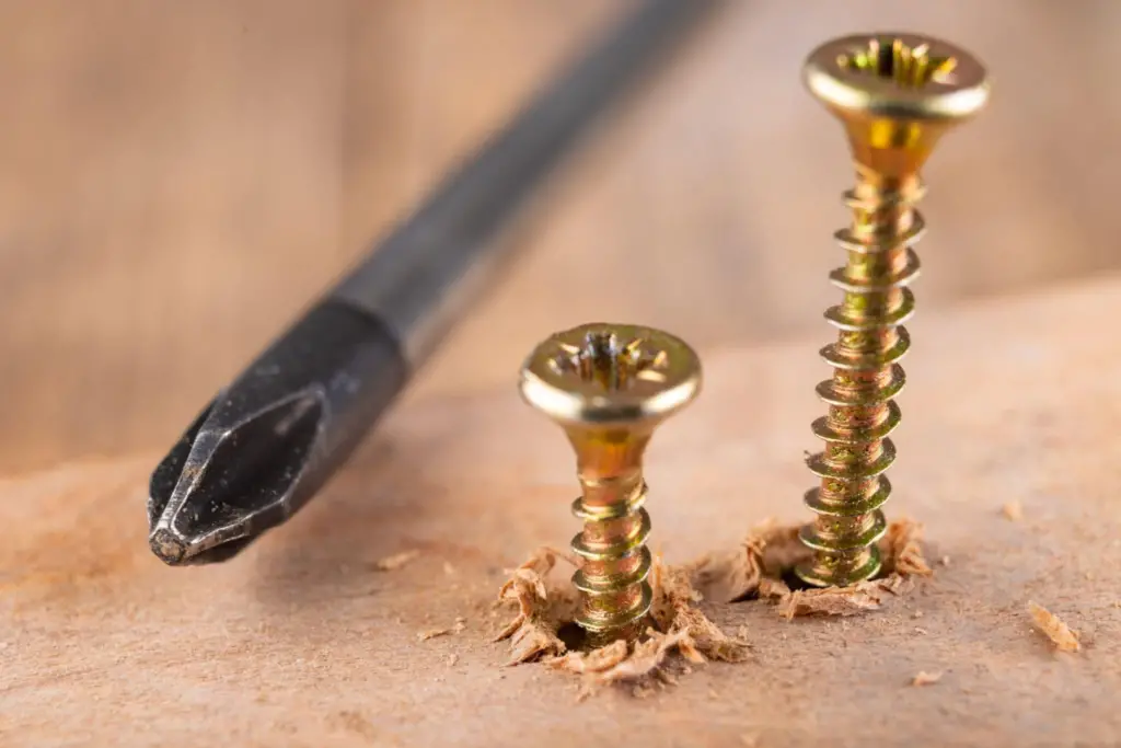 Difference Between 8 And 10 Screw